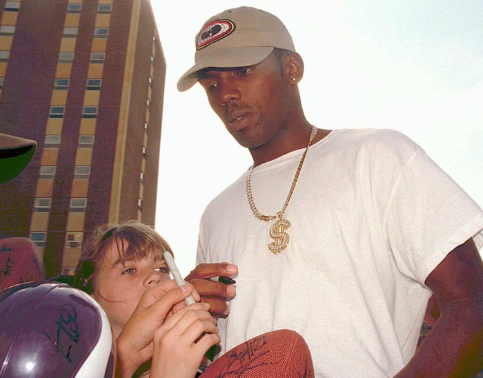 Moss arrives at camp in Mankato, July 1998.